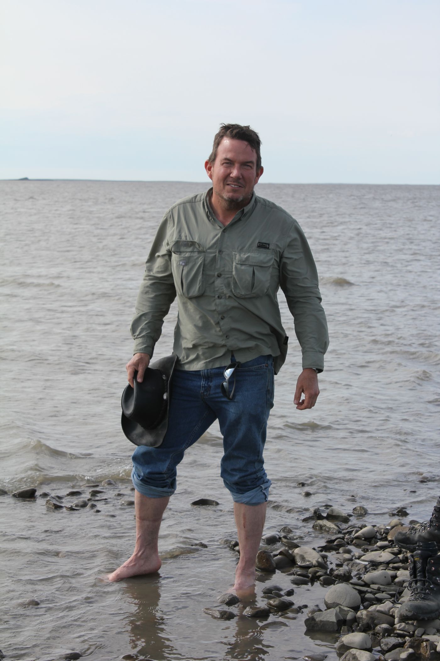 Terry L. Fossum. Barefoot in the Arctic.